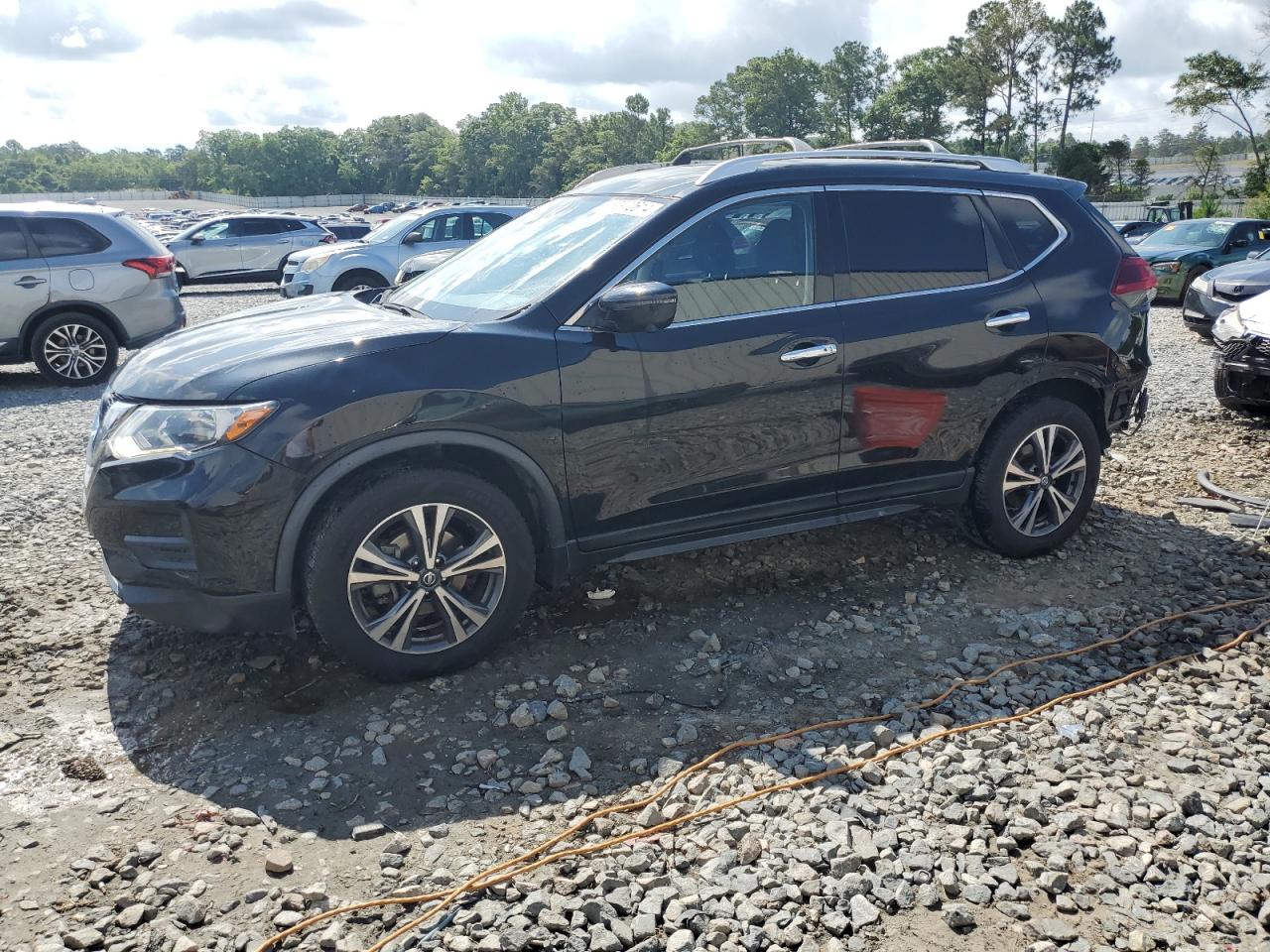 2019 NISSAN ROGUE S