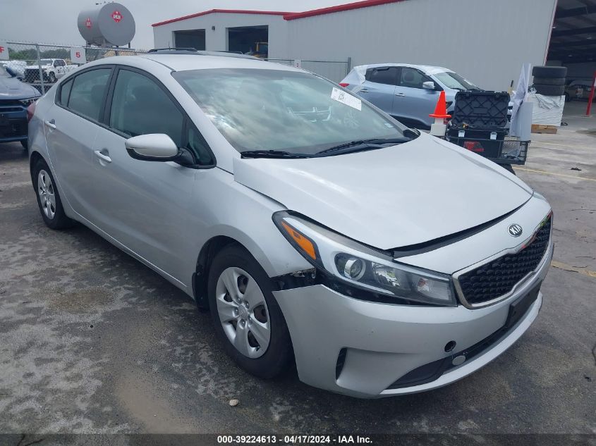 2017 KIA FORTE LX