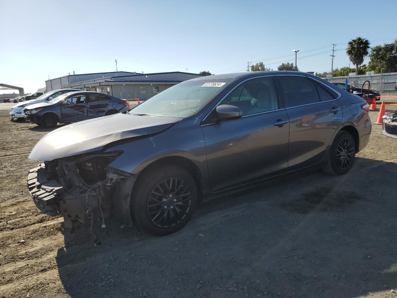 2015 TOYOTA CAMRY LE