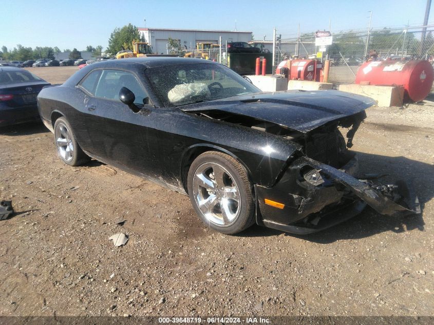 2013 DODGE CHALLENGER SXT