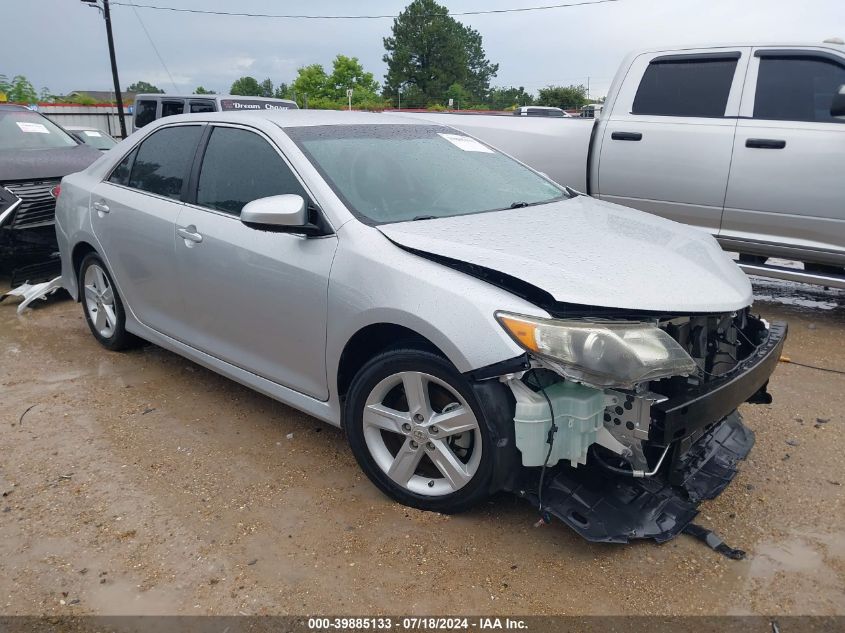 2012 TOYOTA CAMRY SE