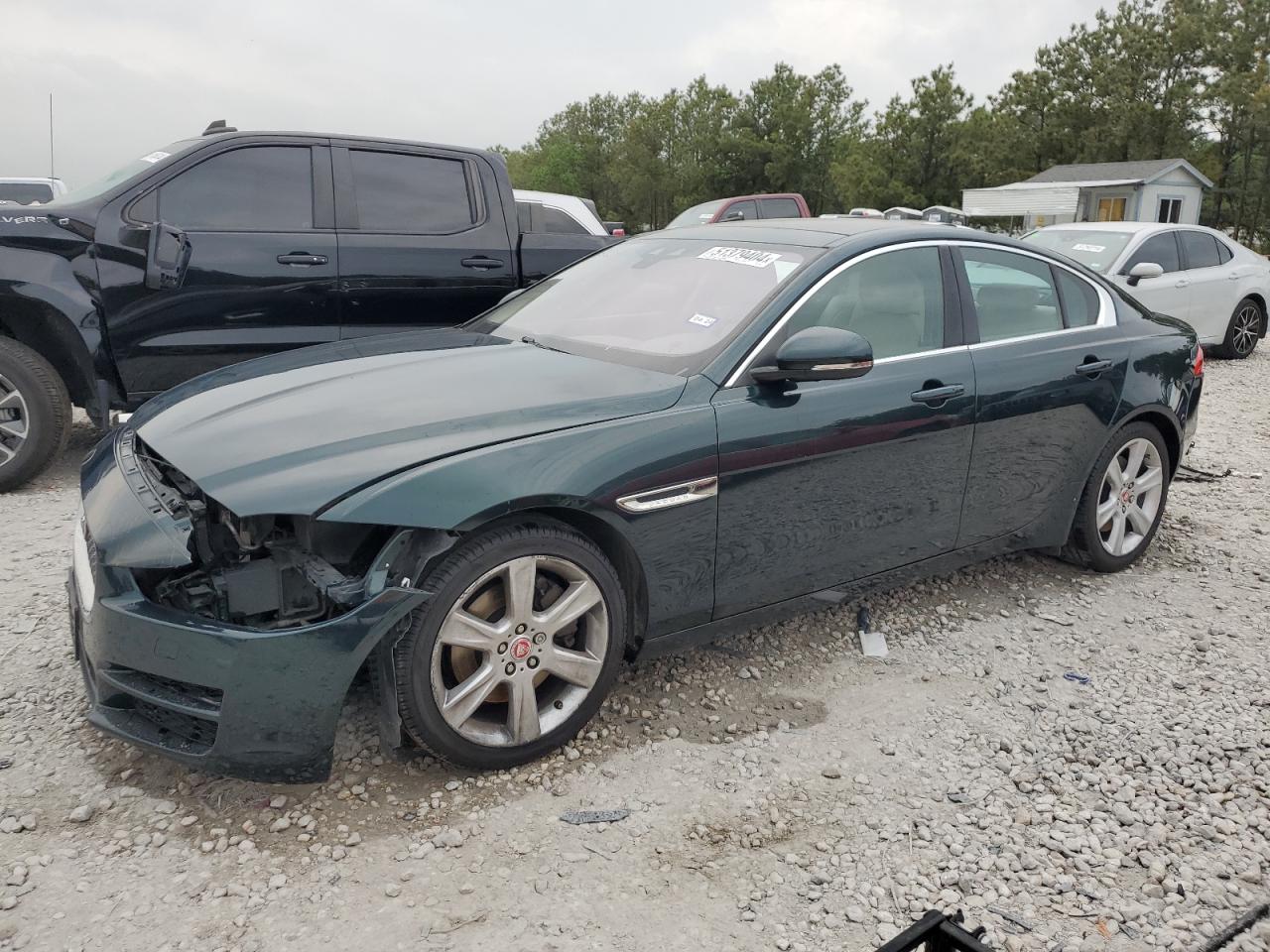 2017 JAGUAR XE PRESTIGE