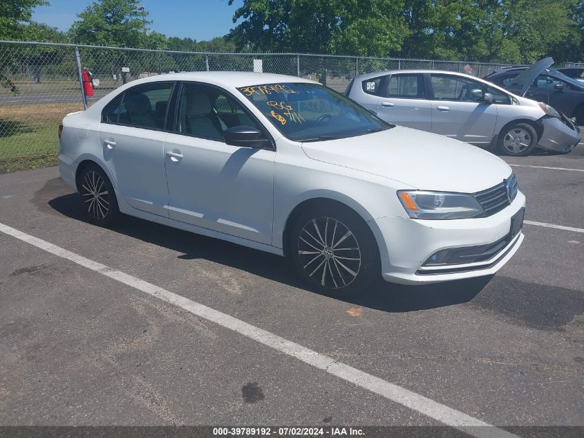 2015 VOLKSWAGEN JETTA 1.8T SPORT