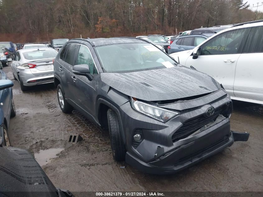 2021 TOYOTA RAV4 XLE