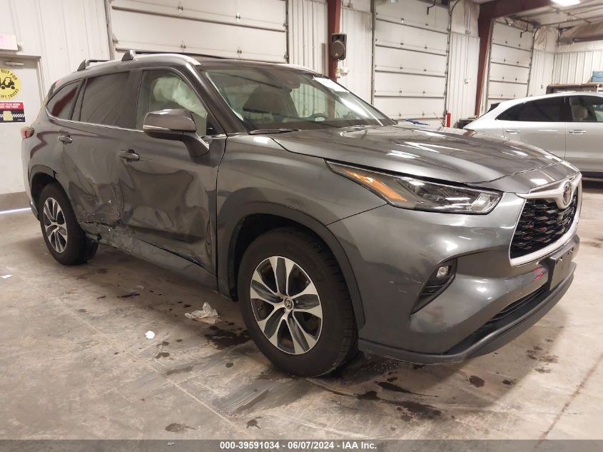 2023 TOYOTA HIGHLANDER XLE