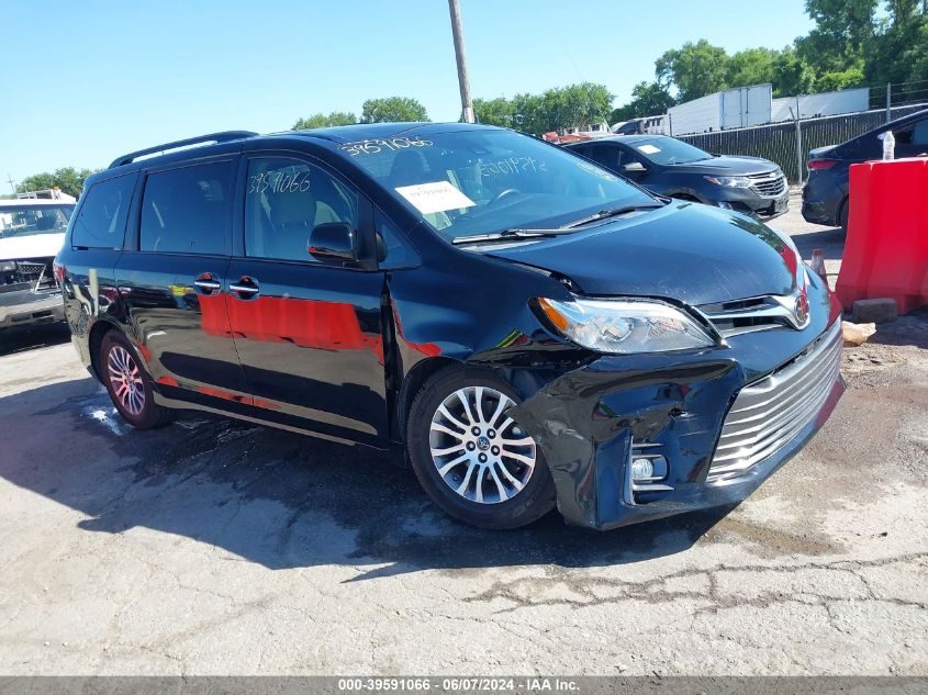 2018 TOYOTA SIENNA XLE 8 PASSENGER