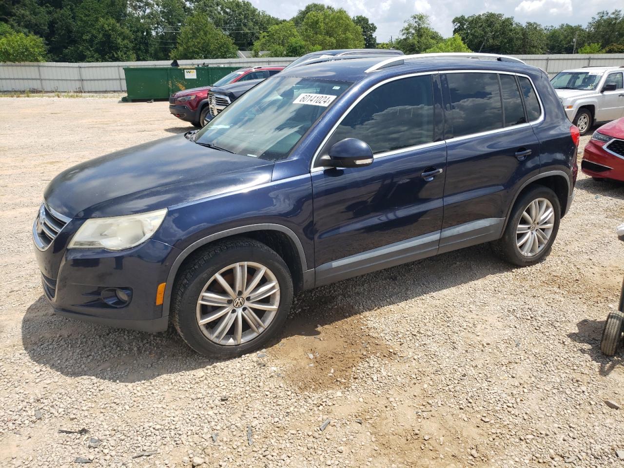 2011 VOLKSWAGEN TIGUAN S