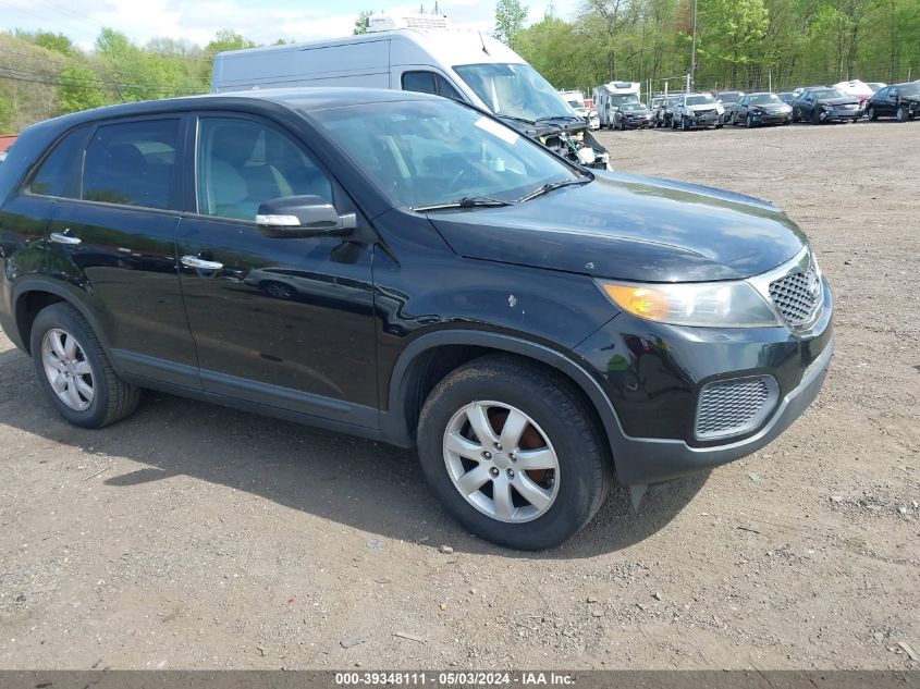 2013 KIA SORENTO LX