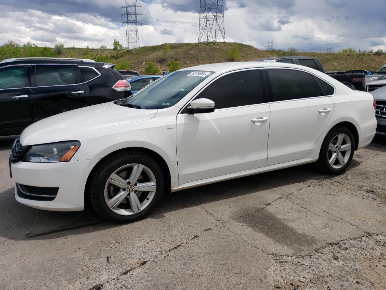 2014 VOLKSWAGEN PASSAT S