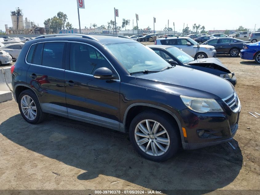 2011 VOLKSWAGEN TIGUAN SE