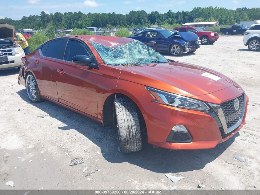 2019 NISSAN ALTIMA SR