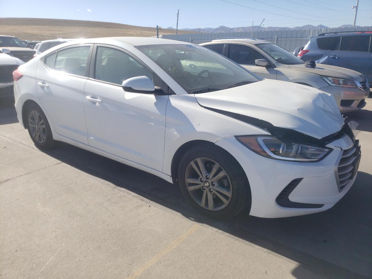 2017 HYUNDAI ELANTRA SE