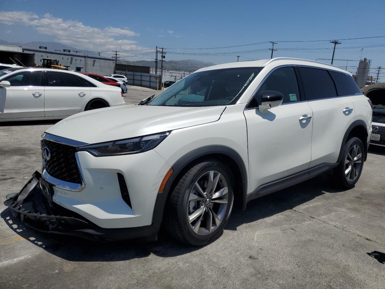 2024 INFINITI QX60 LUXE