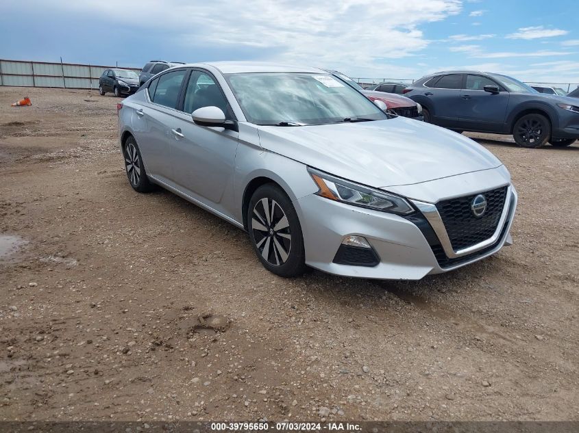 2022 NISSAN ALTIMA SV FWD