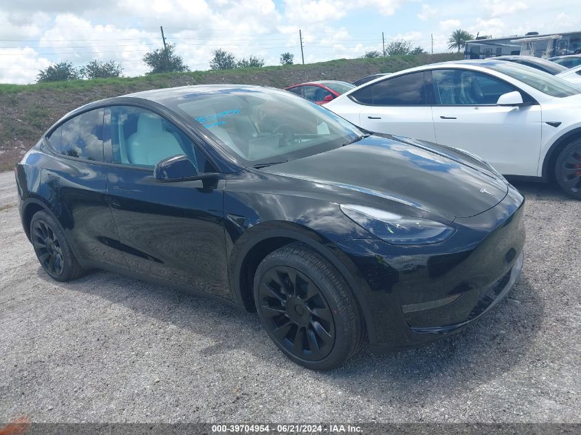 2024 TESLA MODEL Y LONG RANGE/RWD