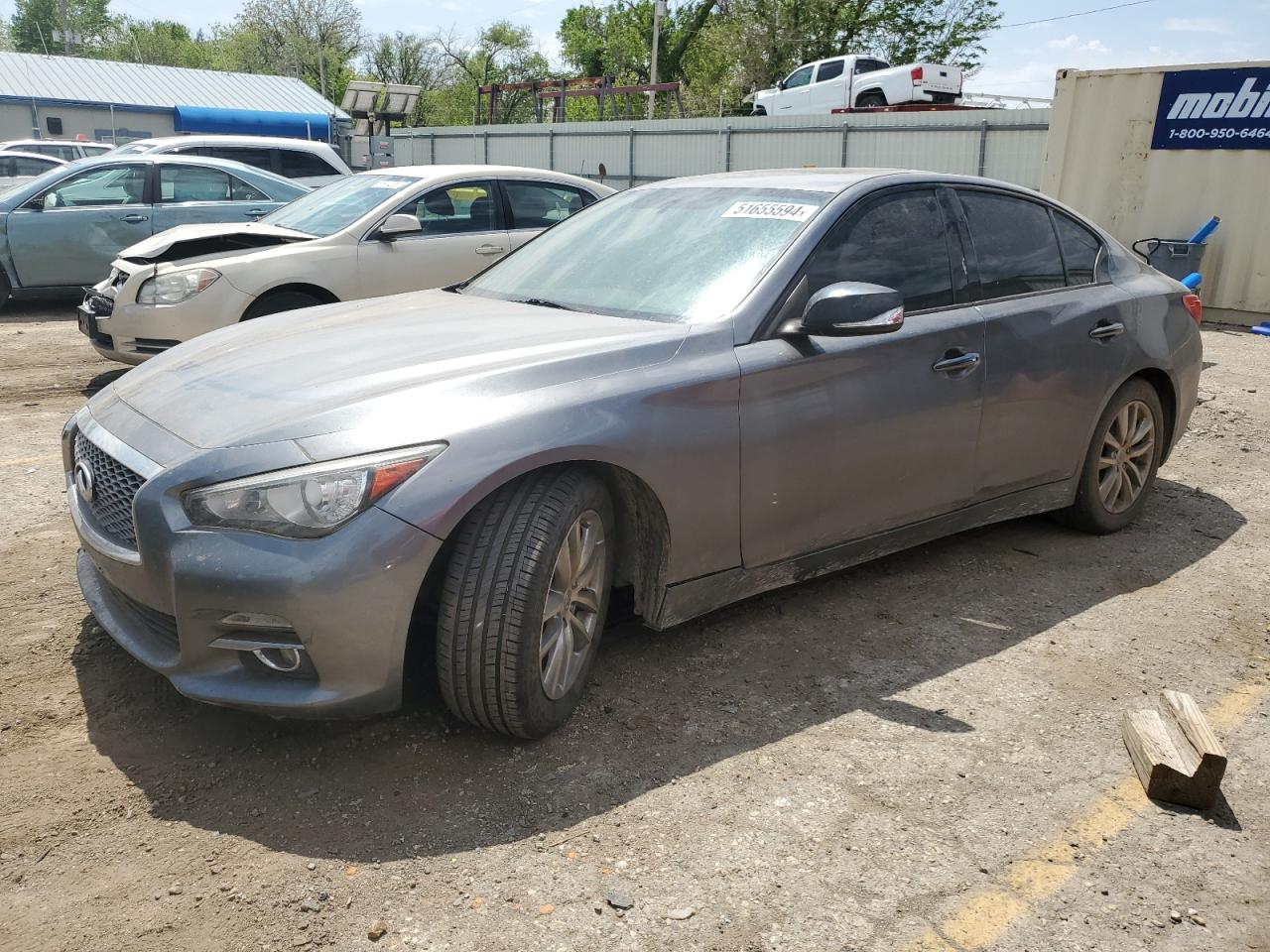 2015 INFINITI Q50 BASE