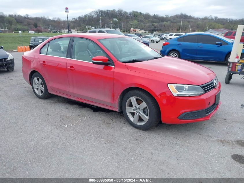 2013 VOLKSWAGEN JETTA 2.0L TDI