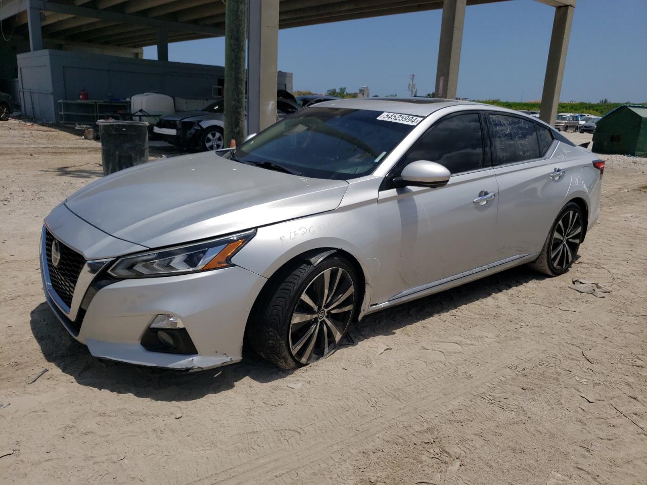 2019 NISSAN ALTIMA PLATINUM