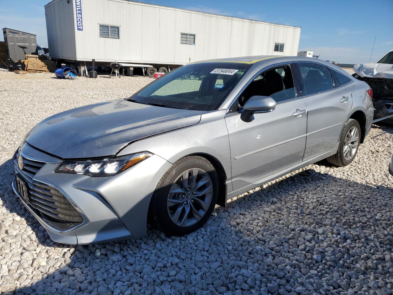 2019 TOYOTA AVALON XLE