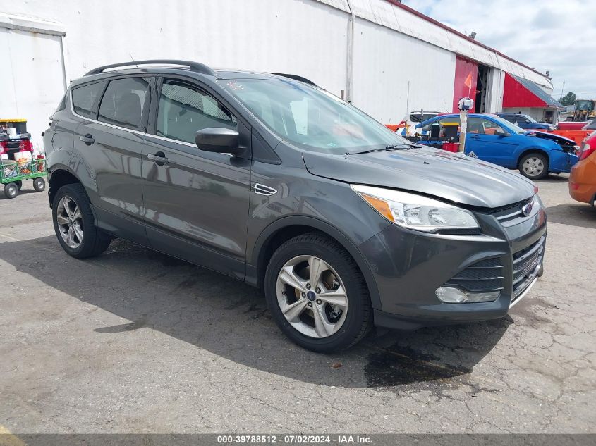 2015 FORD ESCAPE SE