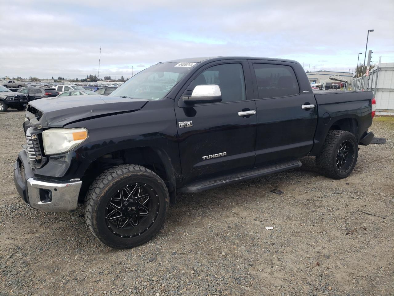 2014 TOYOTA TUNDRA CREWMAX LIMITED