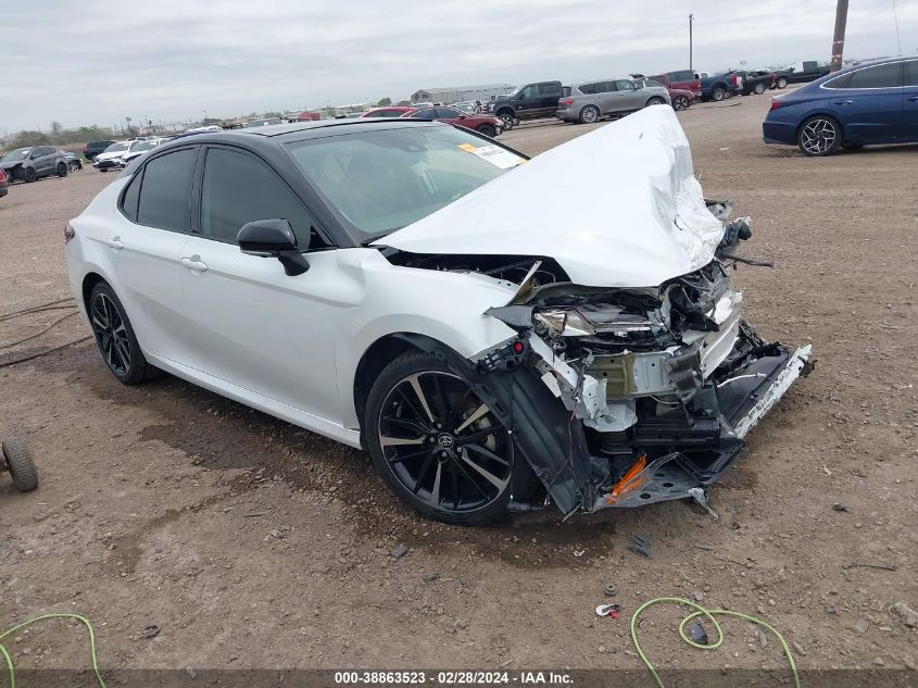 2019 TOYOTA CAMRY XSE V6