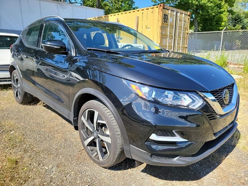 2022 NISSAN ROGUE SPORT SL