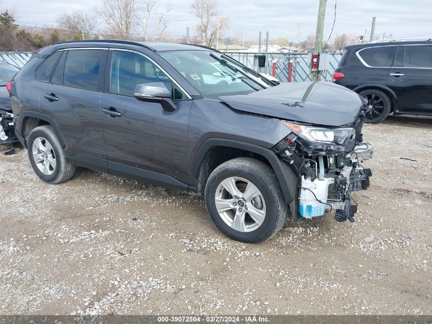 2021 TOYOTA RAV4 XLE