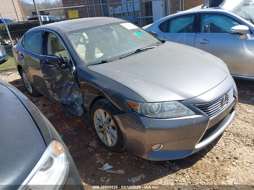 2013 LEXUS ES 300H