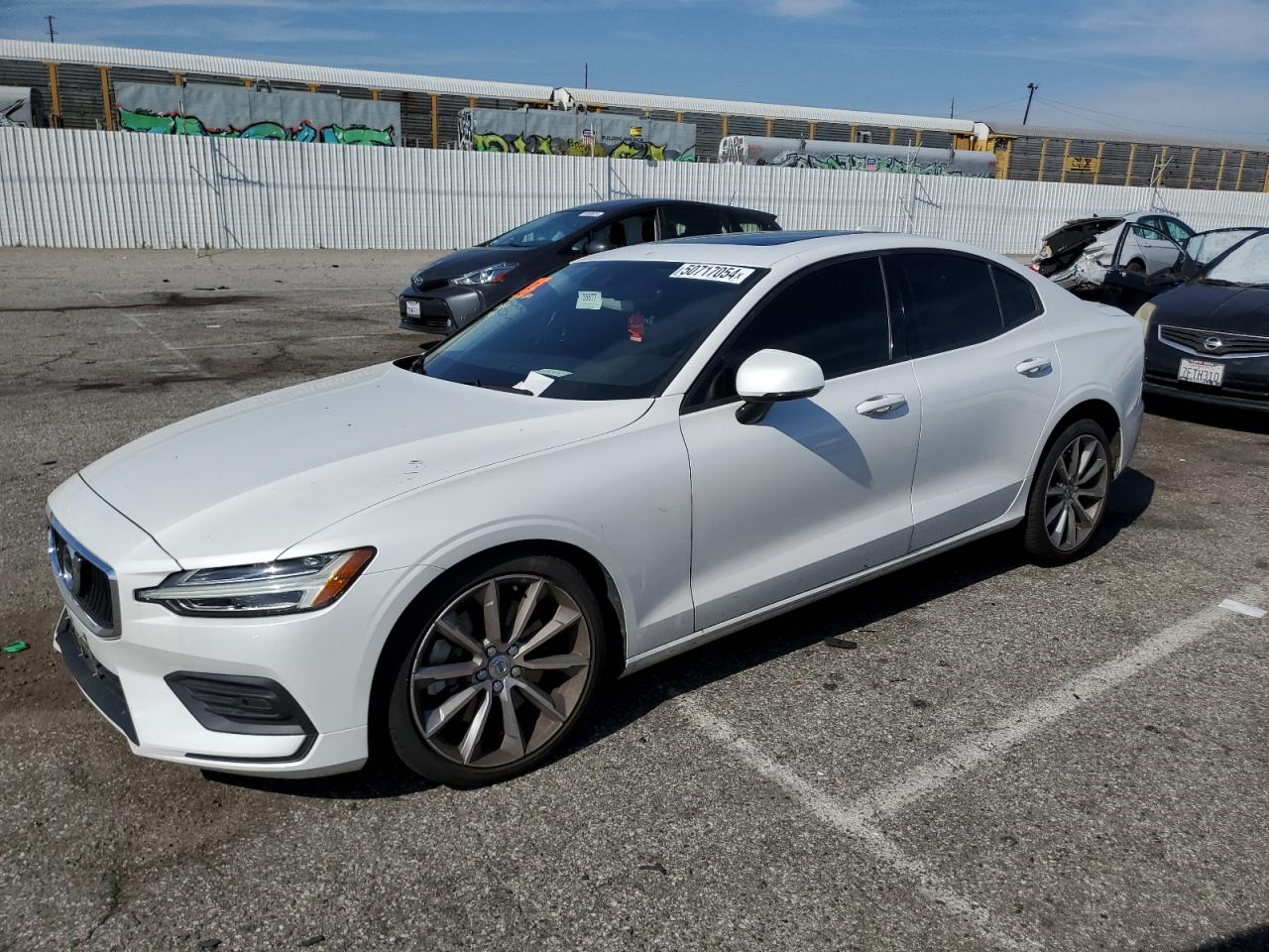 2019 VOLVO S60 T6 MOMENTUM