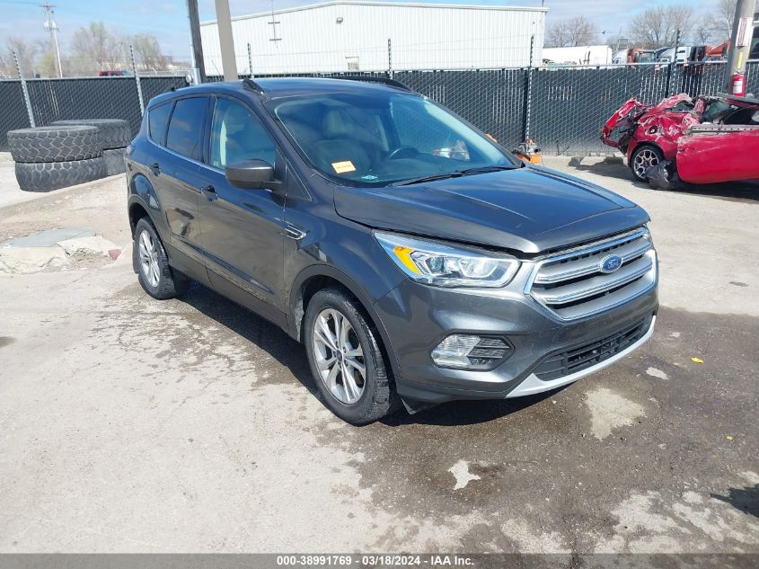 2017 FORD ESCAPE SE