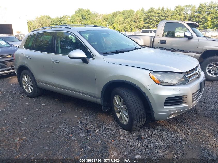 2013 VOLKSWAGEN TOUAREG VR6 SPORT