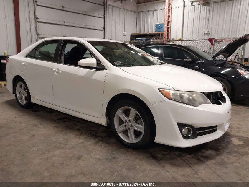 2013 TOYOTA CAMRY SE