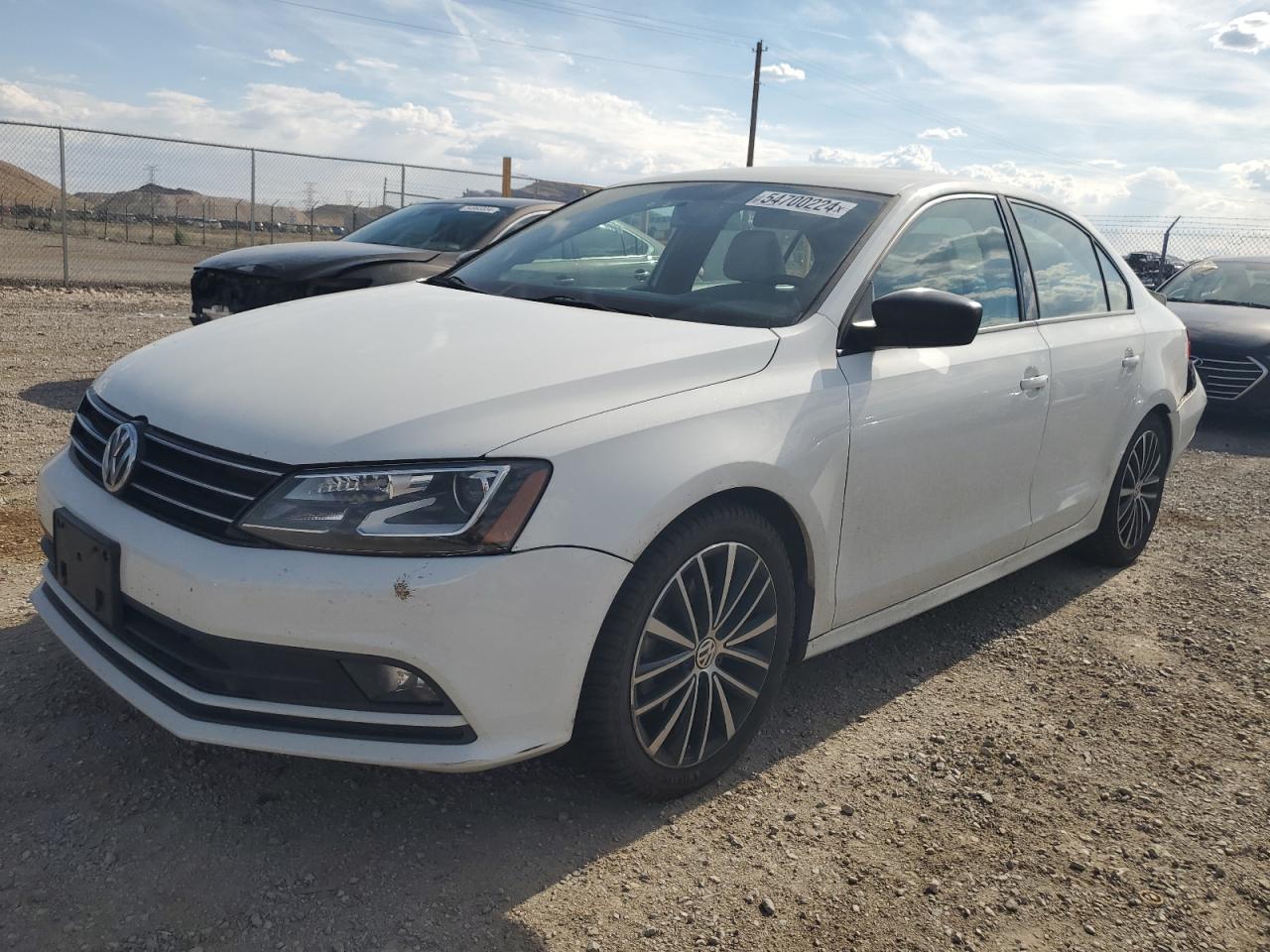 2016 VOLKSWAGEN JETTA SPORT