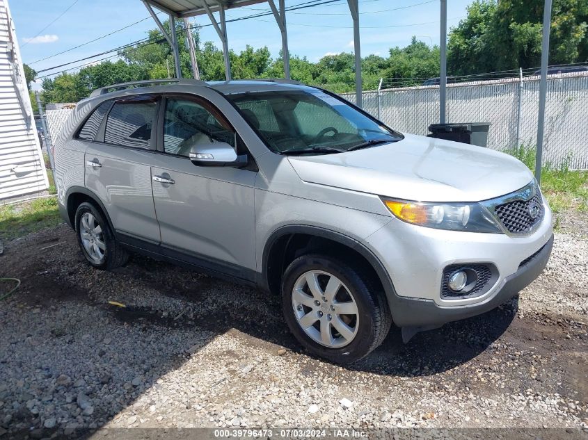 2013 KIA SORENTO LX