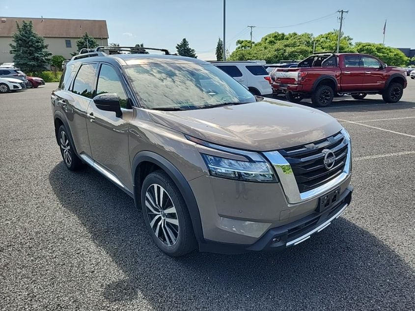 2023 NISSAN PATHFINDER PLATINUM