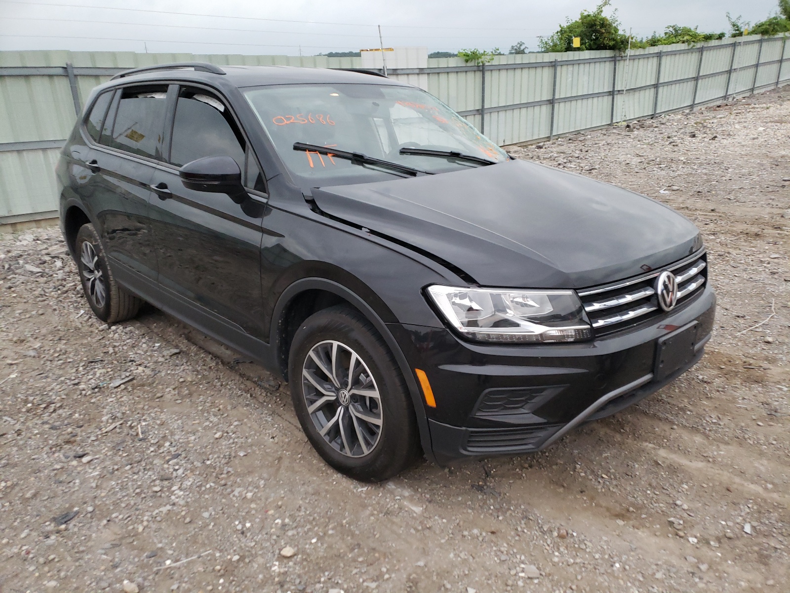 2021 VOLKSWAGEN TIGUAN S