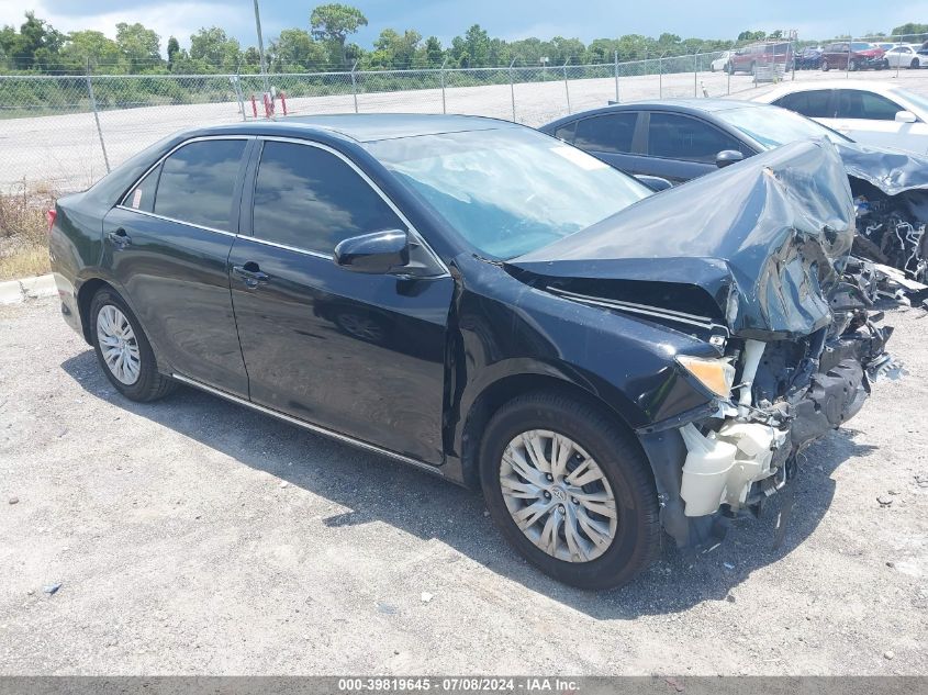 2014 TOYOTA CAMRY LE