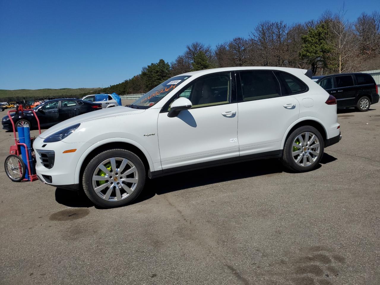 2017 PORSCHE CAYENNE SE HYBRID PLATINUM