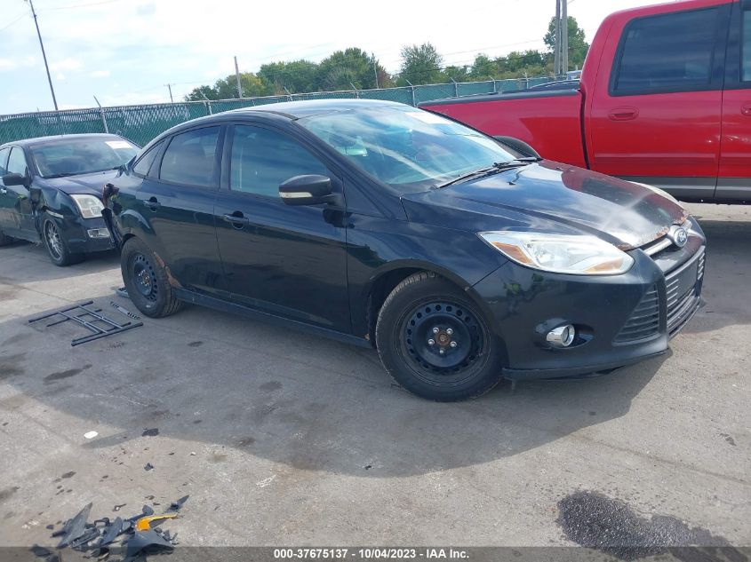 2012 FORD FOCUS SE