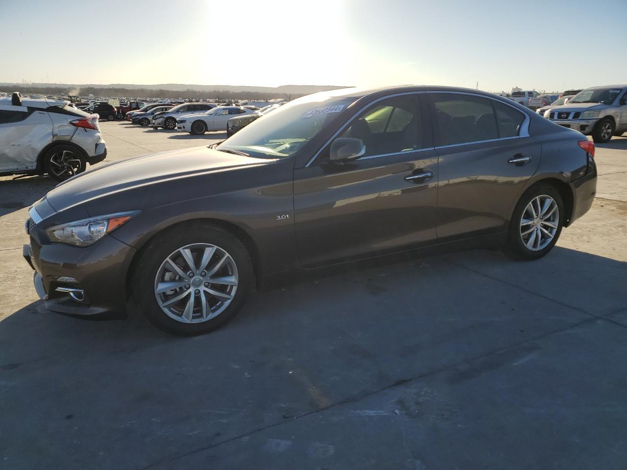 2016 INFINITI Q50 PREMIUM