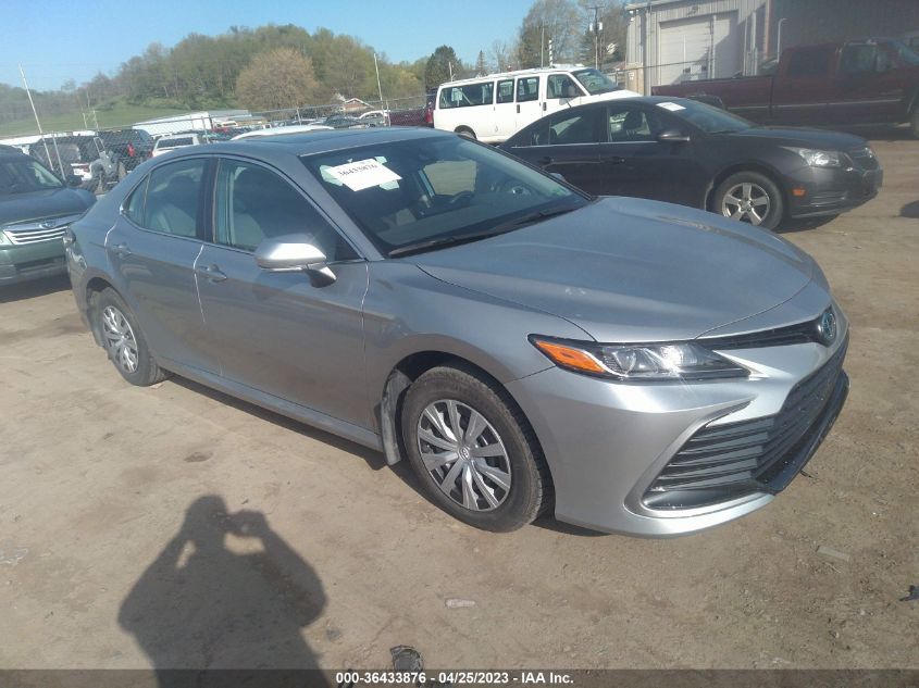 2022 TOYOTA CAMRY LE HYBRID