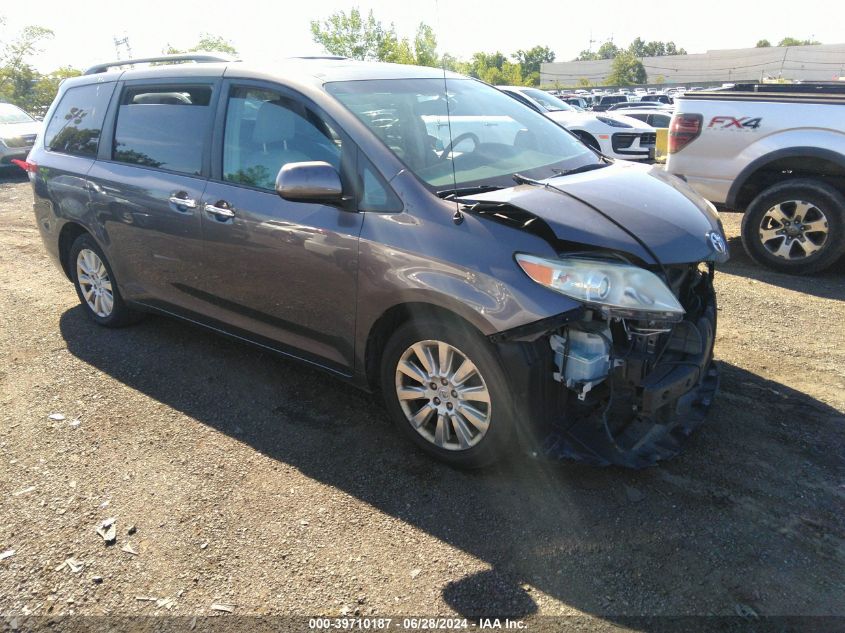 2012 TOYOTA SIENNA XLE/LIMITED