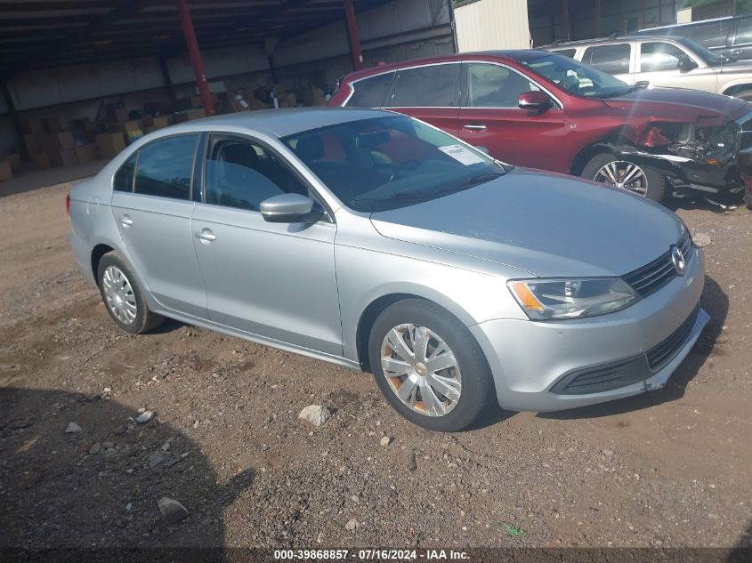 2013 VOLKSWAGEN JETTA SE