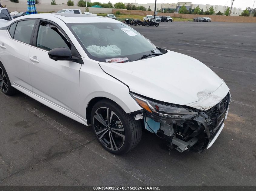 2022 NISSAN SENTRA SR XTRONIC CVT