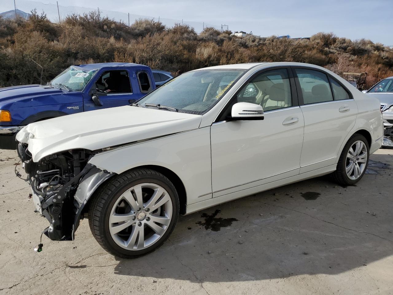 2011 MERCEDES-BENZ C 300 4MATIC