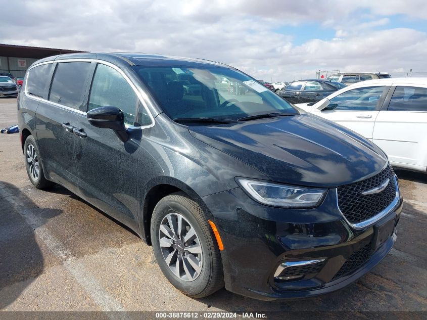 2023 CHRYSLER PACIFICA HYBRID TOURING L