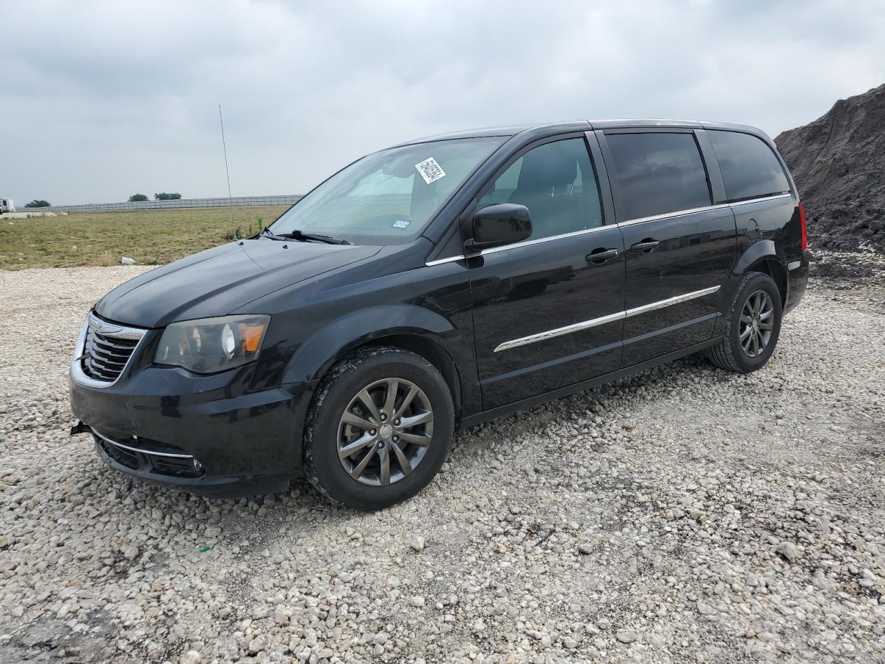 2015 CHRYSLER TOWN & COUNTRY S