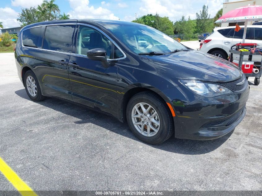 2022 CHRYSLER VOYAGER LX