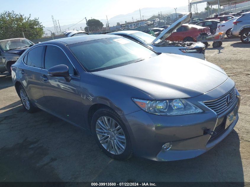 2015 LEXUS ES 300H